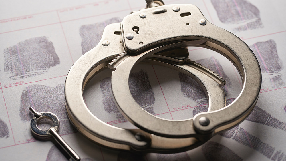 高空拋物被判刑， 傳遞 “罪與罰” 的 清晰信號